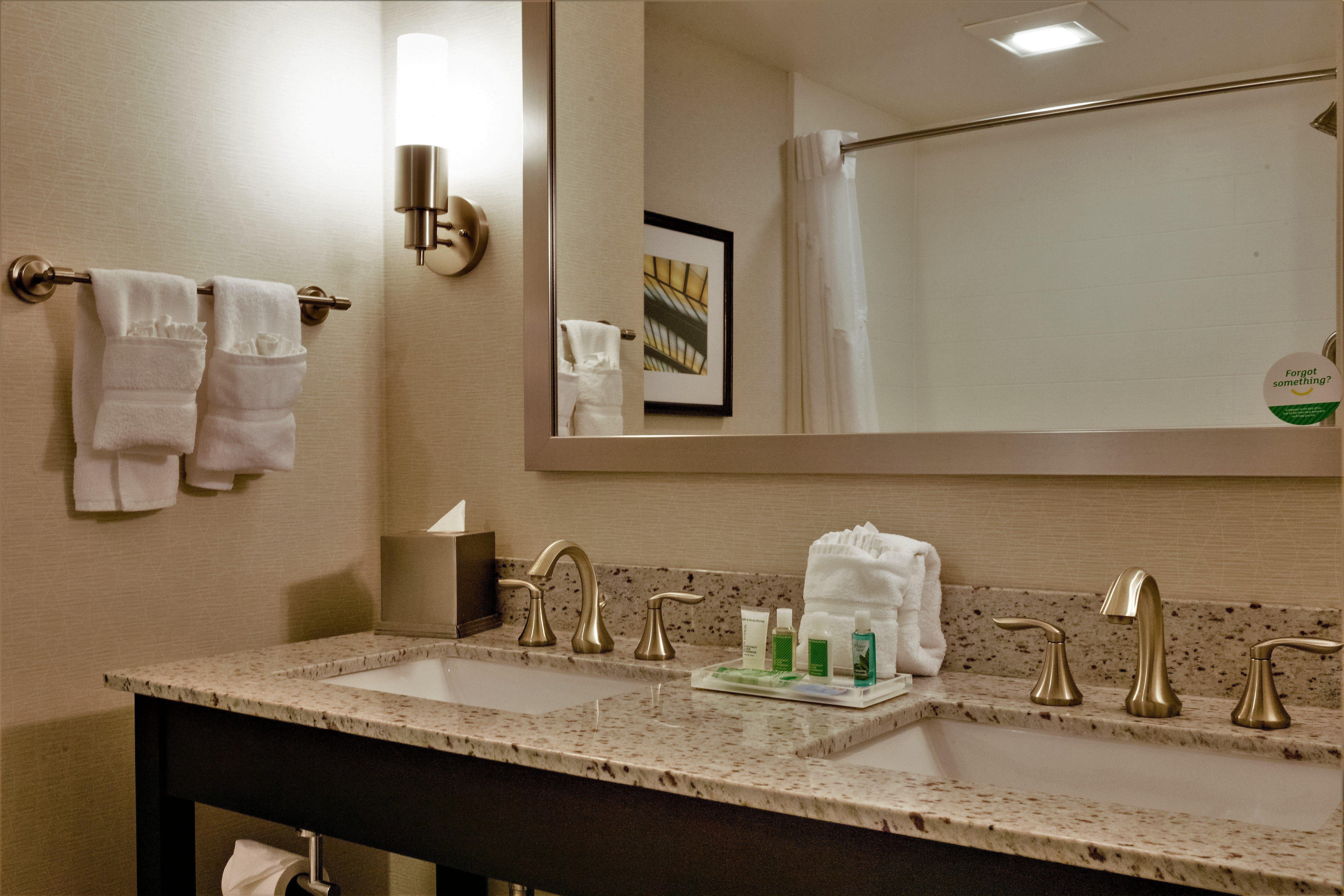Holiday Inn And Suites East Peoria By Ihg Extérieur photo