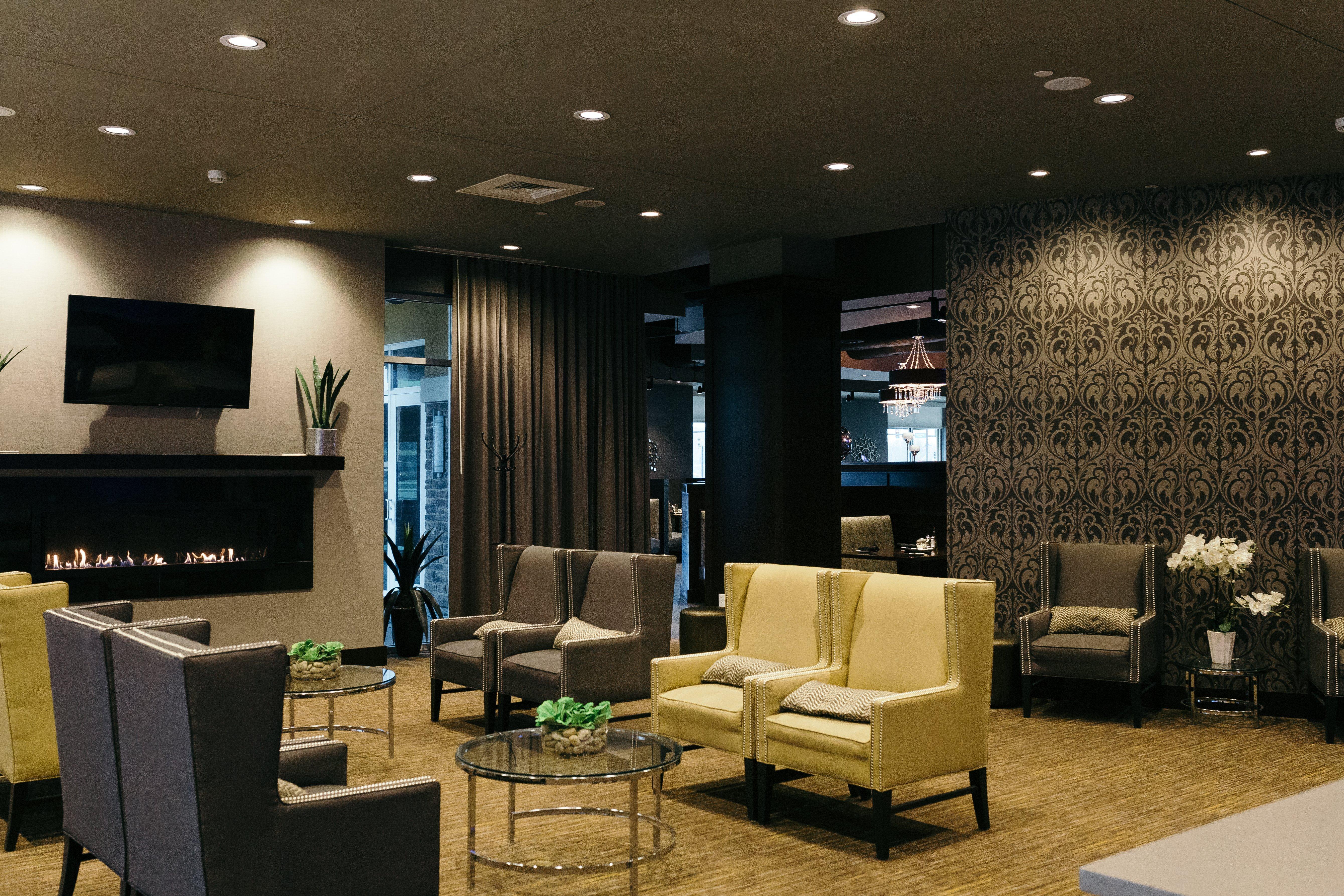 Holiday Inn And Suites East Peoria By Ihg Extérieur photo