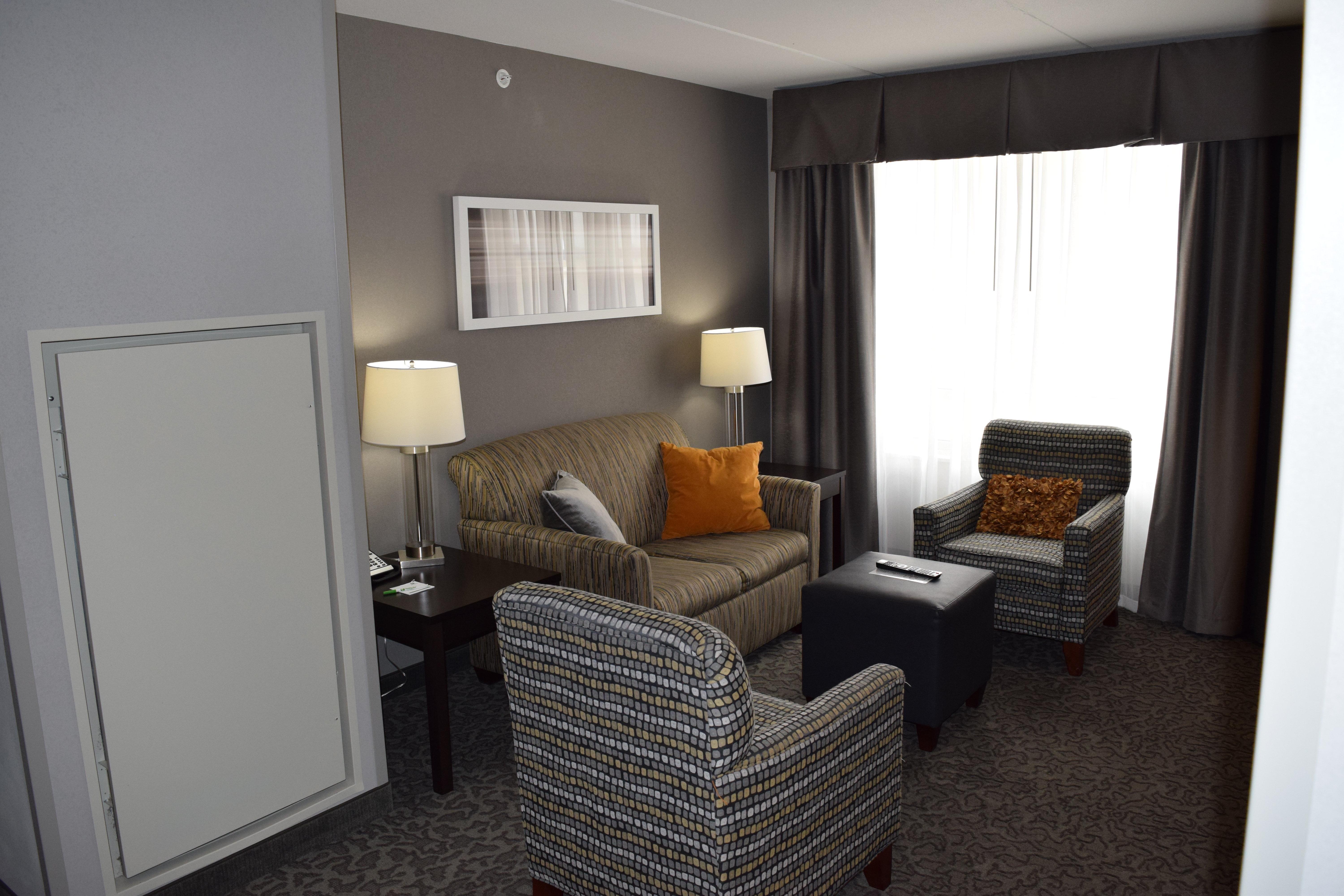 Holiday Inn And Suites East Peoria By Ihg Extérieur photo